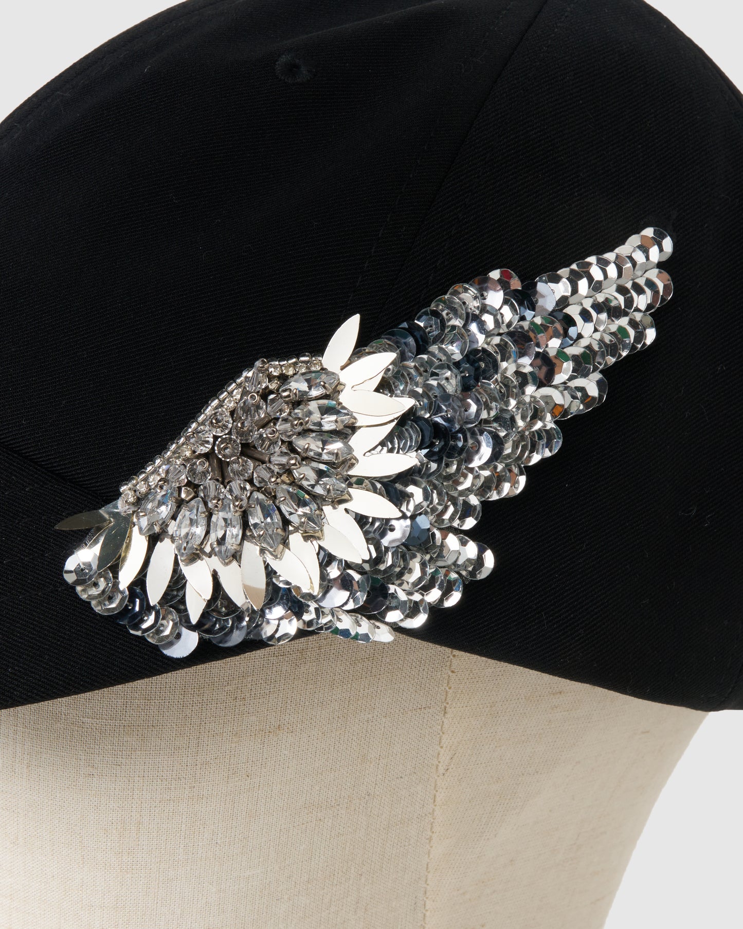 Silver crystal bijou wing cap Black【Delivery in March 2027】