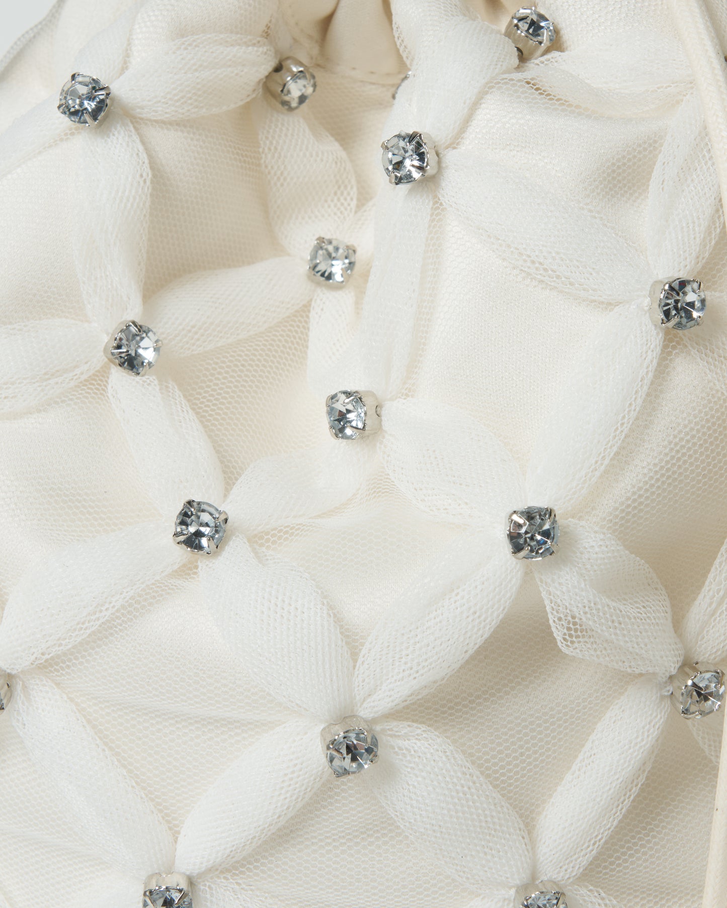 cross tulle drawstring bag【Delivery in March 2027】