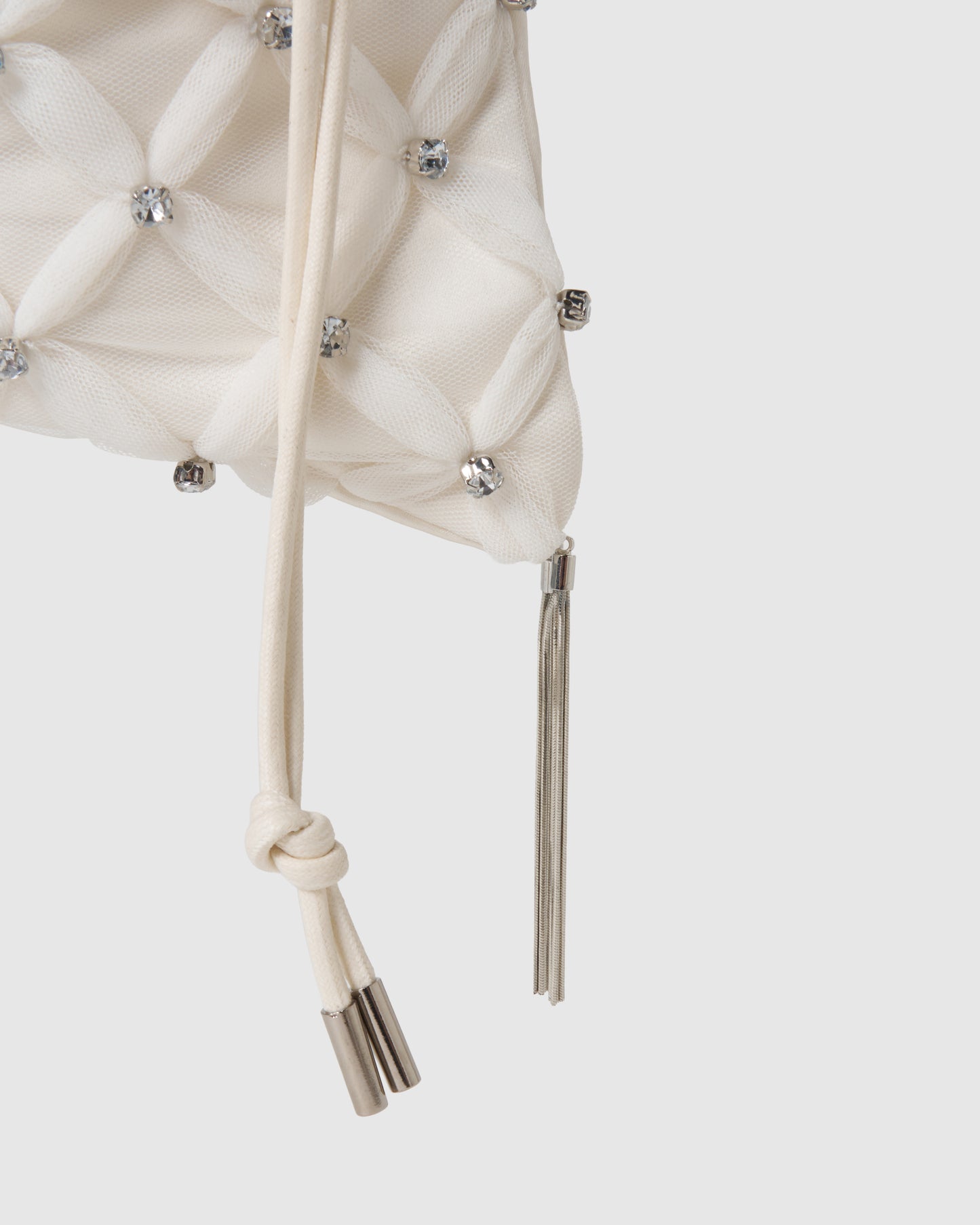 cross tulle drawstring bag【Delivery in March 2027】