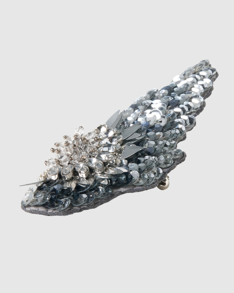 Silver crystal bijou wing brooch clip【Delivery in February 2027】