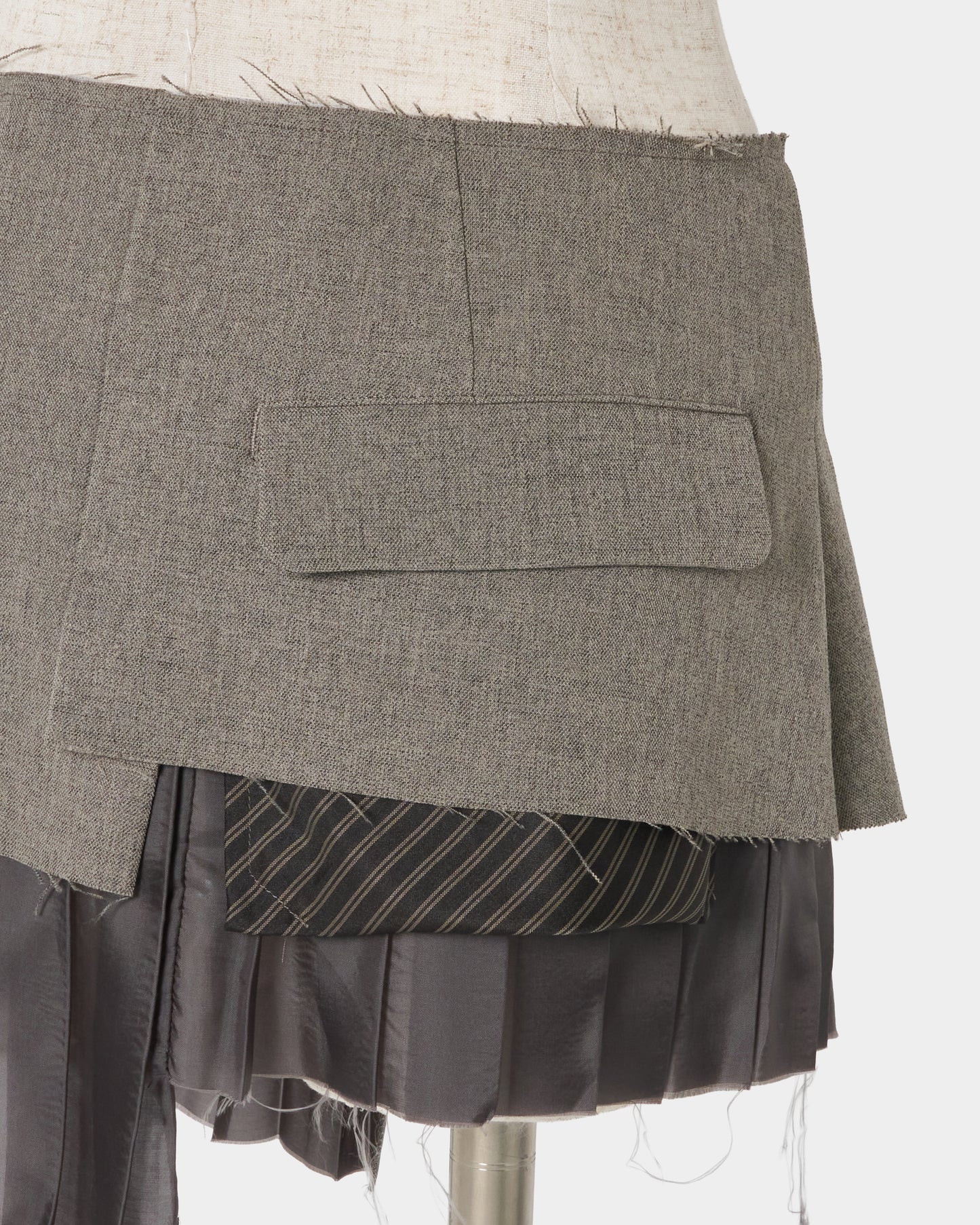 Pleated lining wrap skirt Greige【Delivery in January 2027】