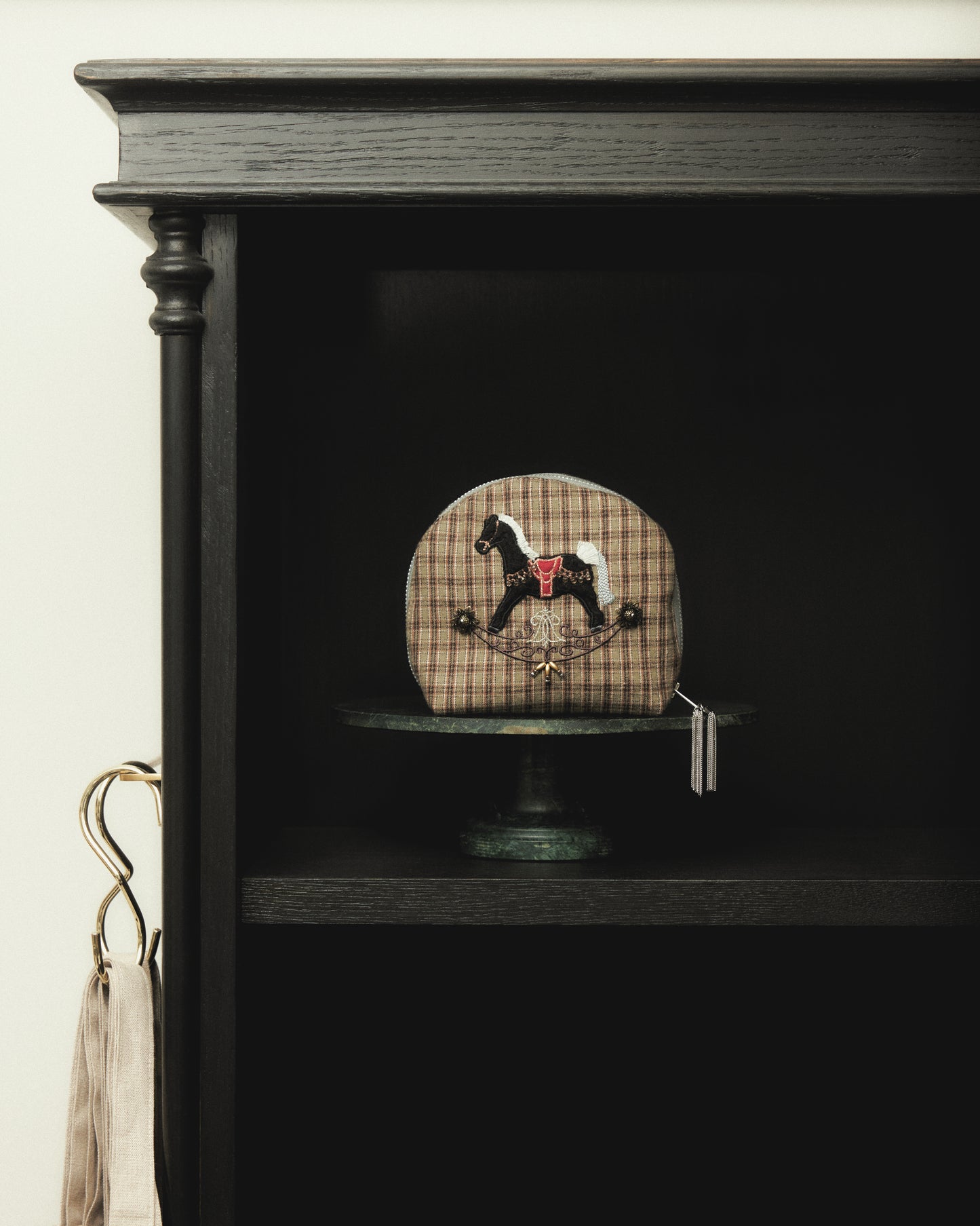 【New item】rocking horse check pouch Moss green【Delivery in April 2026】