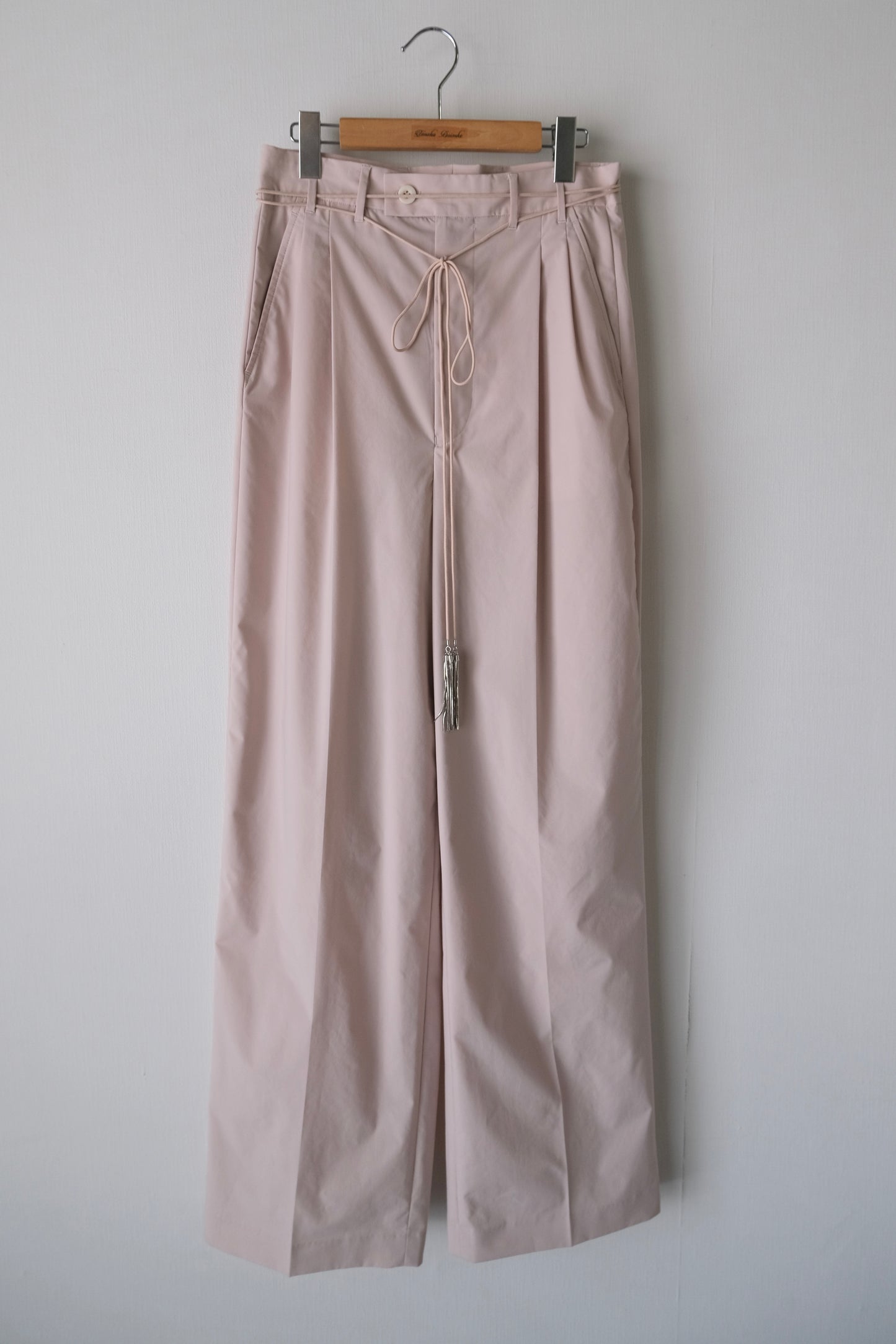 taslan tuck pants Shell pink【Delivery in February 2026】