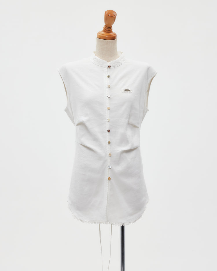 shell button side tack no sleeve blouse White【Delivery in June 2026】