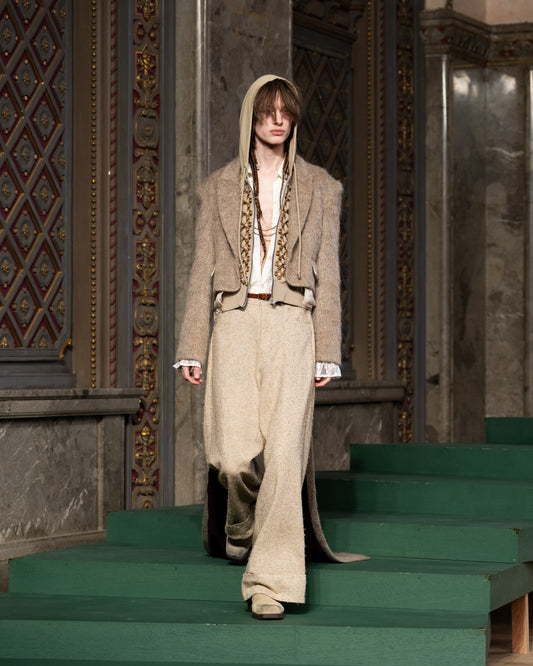 power shoulder mohair tail coat beige【Delivery in August 2026】