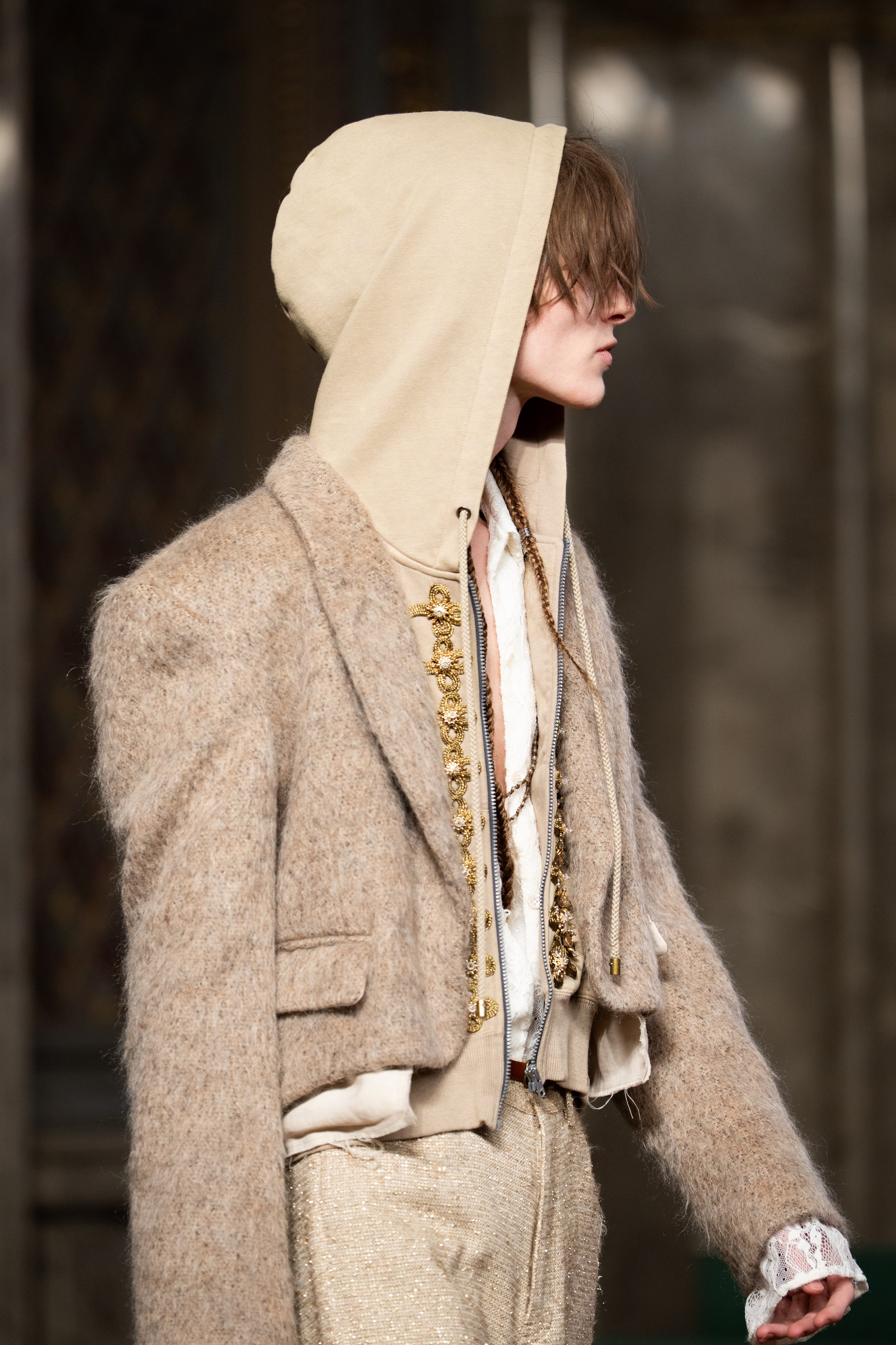 タナカダイスケ|コート|power shoulder mohair tail coat beige