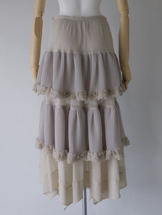 shade hem frilled lame tulle skirt Ice gray【Delivery in January 2024】