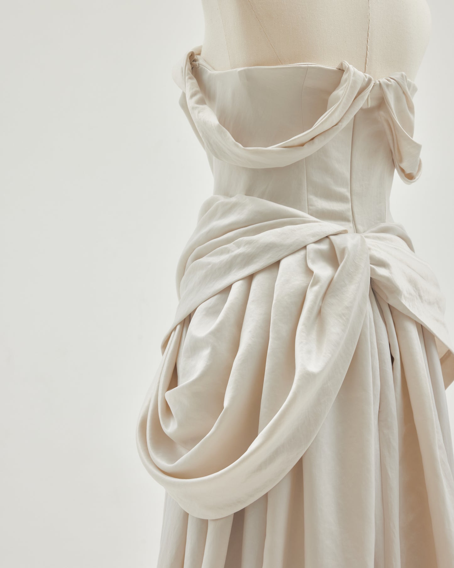 Satin drape dress One color【Delivery in March 2027】