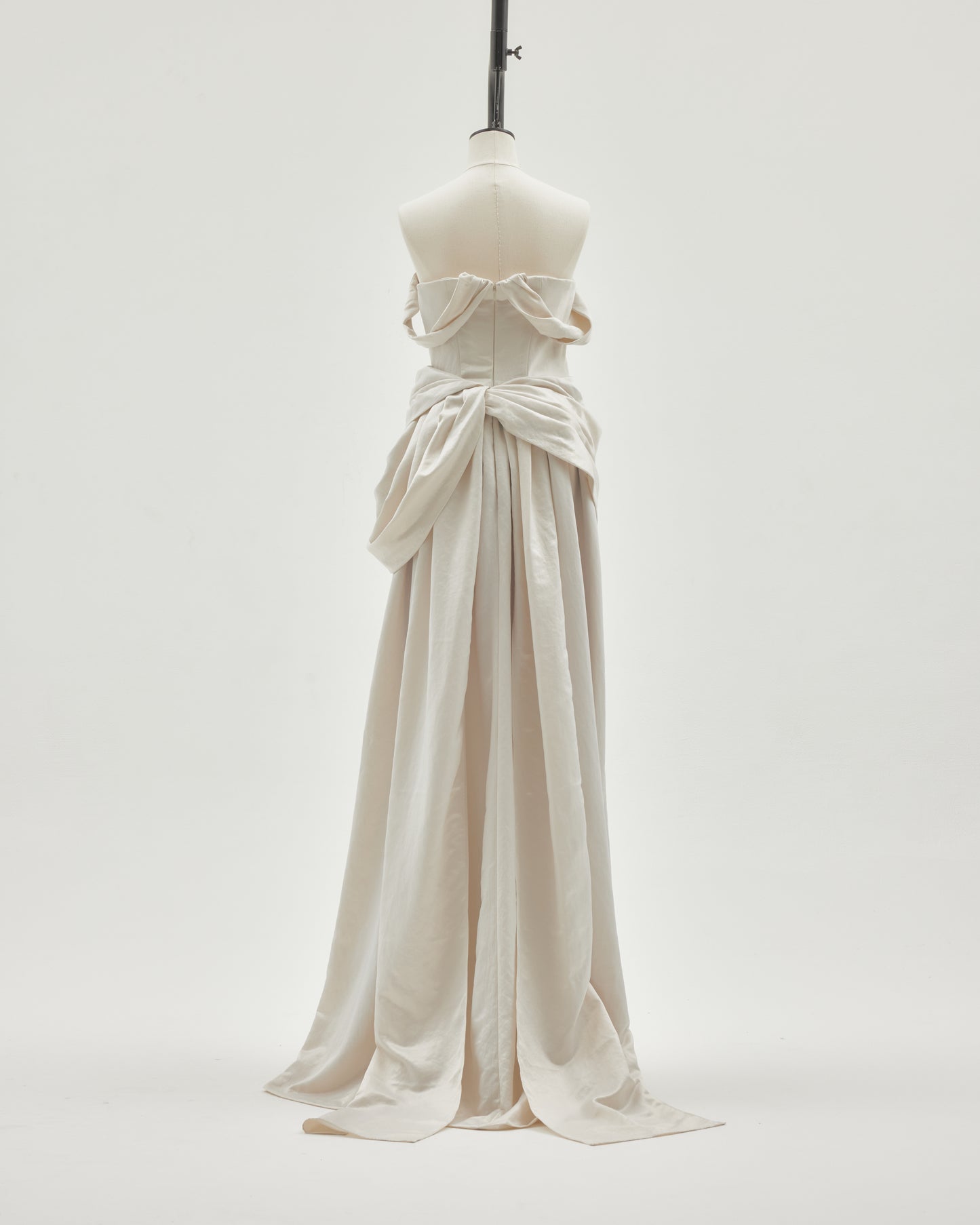 Satin drape dress One color【Delivery in March 2027】
