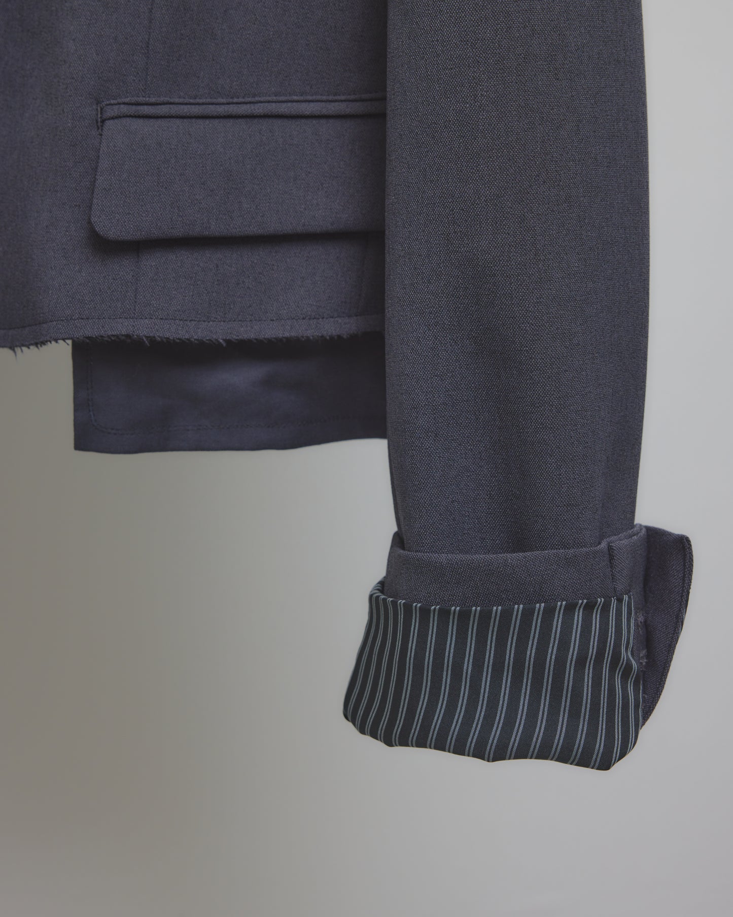 Stripe lining cropped jacket Gray【Delivery in January 2027】