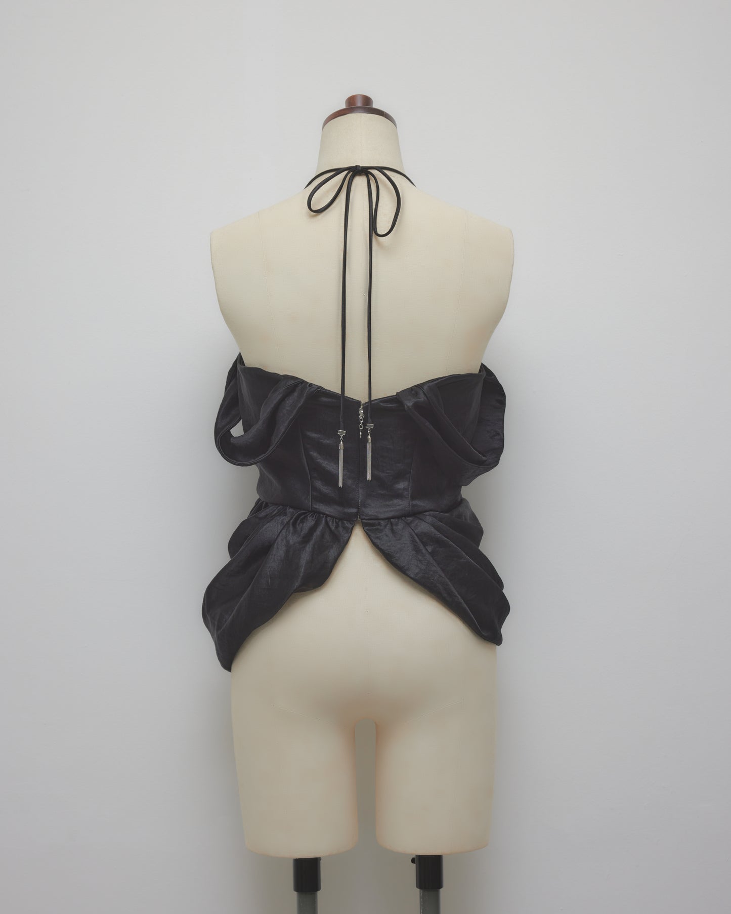 satin drape camisole tops Black【Delivery in February 2027】