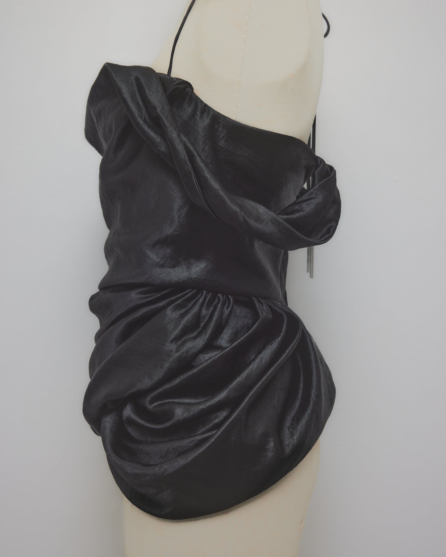 satin drape camisole tops Black【Delivery in February 2027】