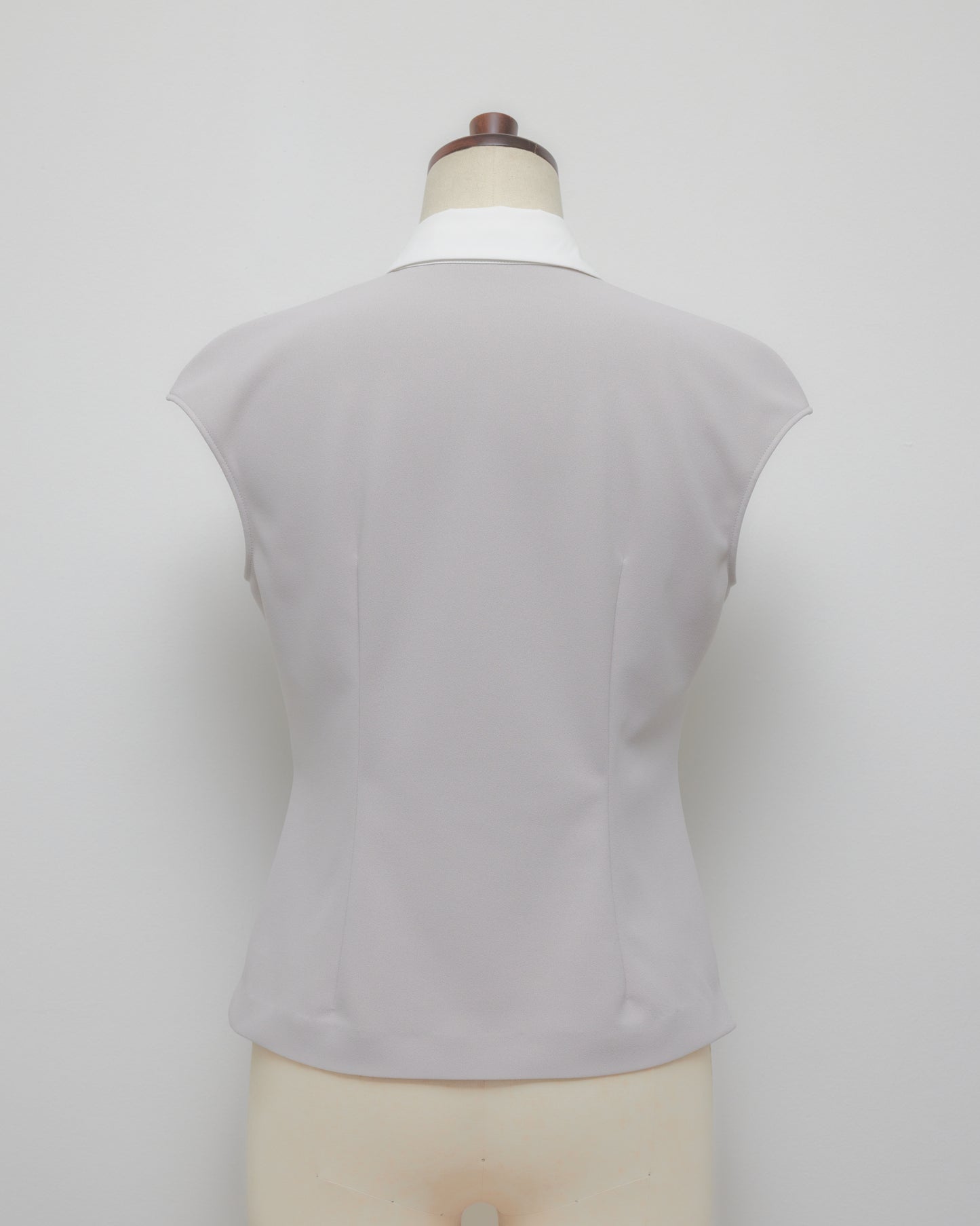 Lace bijou collar blouse Gray【Delivery in March 2027】