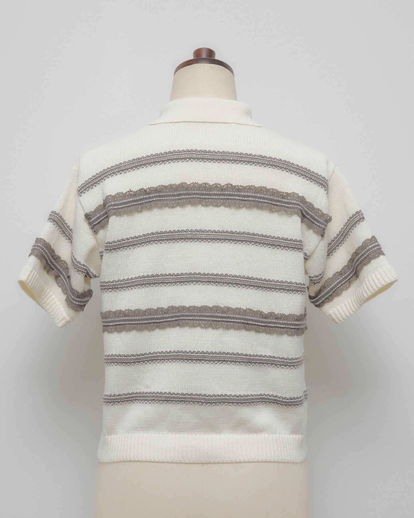 Lace border knit polo shirt Off white【Delivery in January 2027】