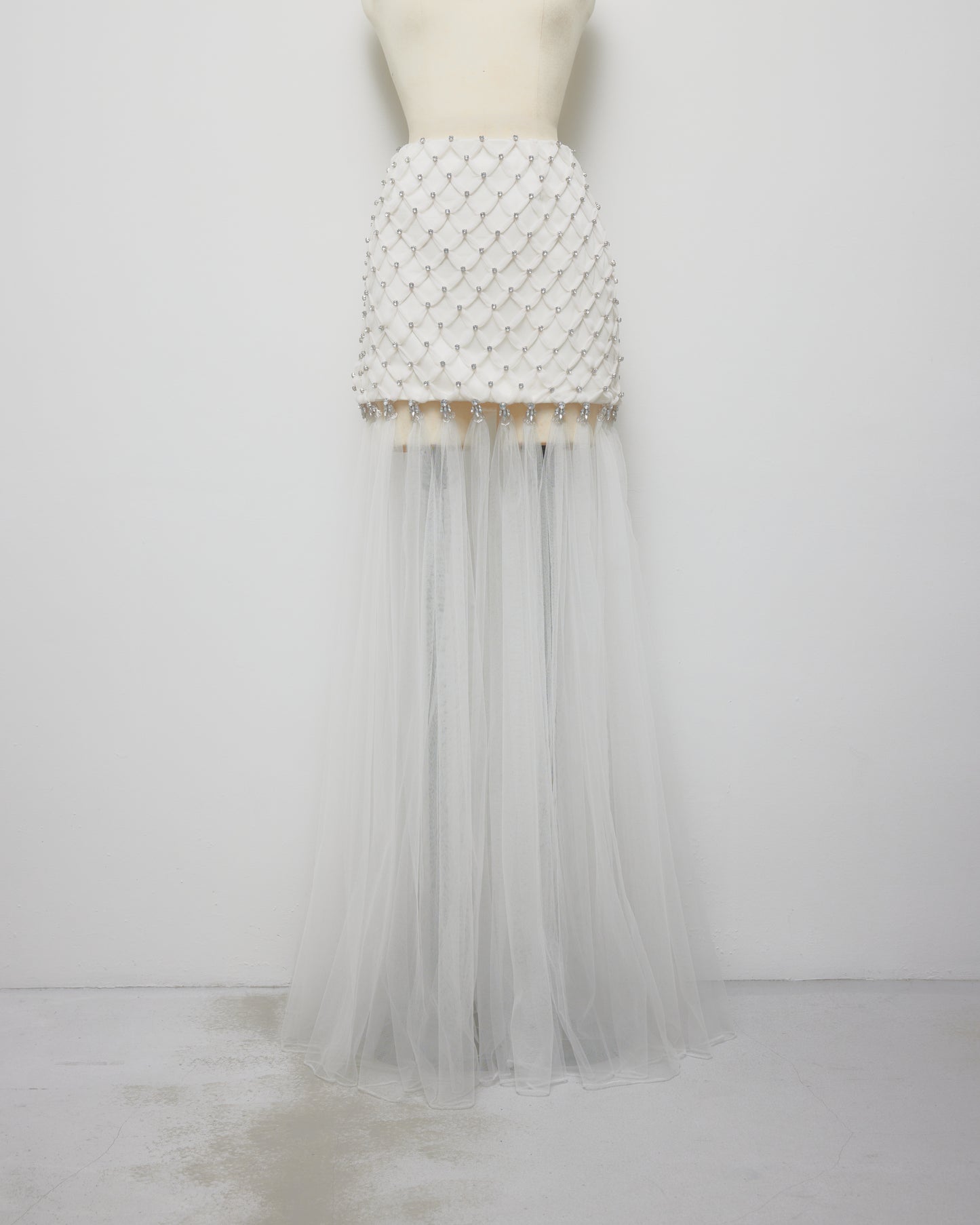bijou cross tulle skirt【Delivery in March 2027】