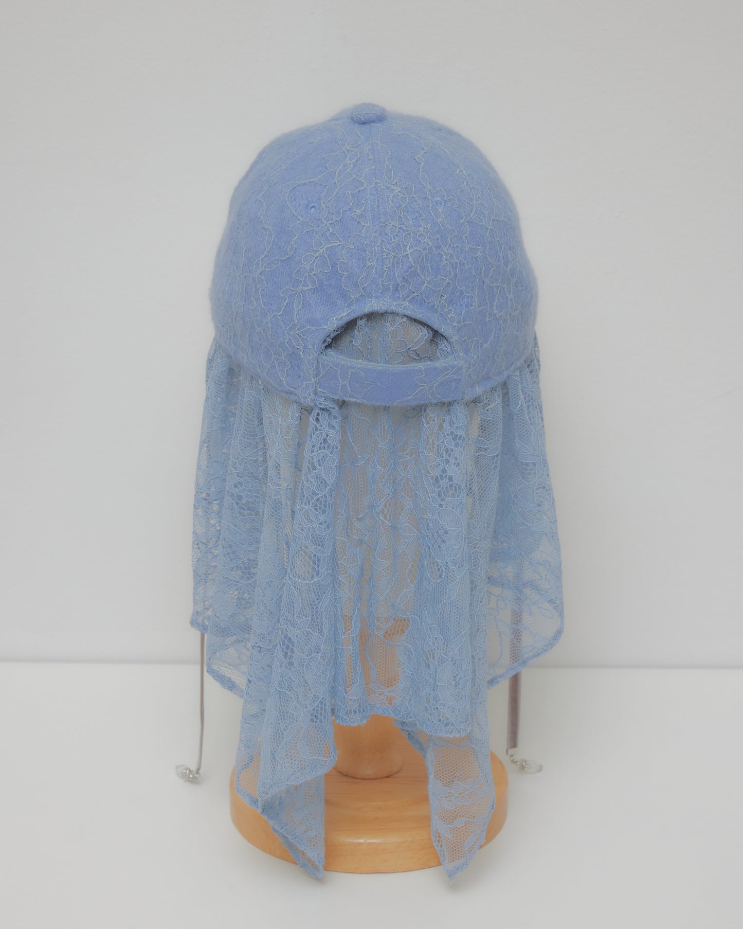 bijou logo lace veil Cap Blue【Delivery in March 2027】