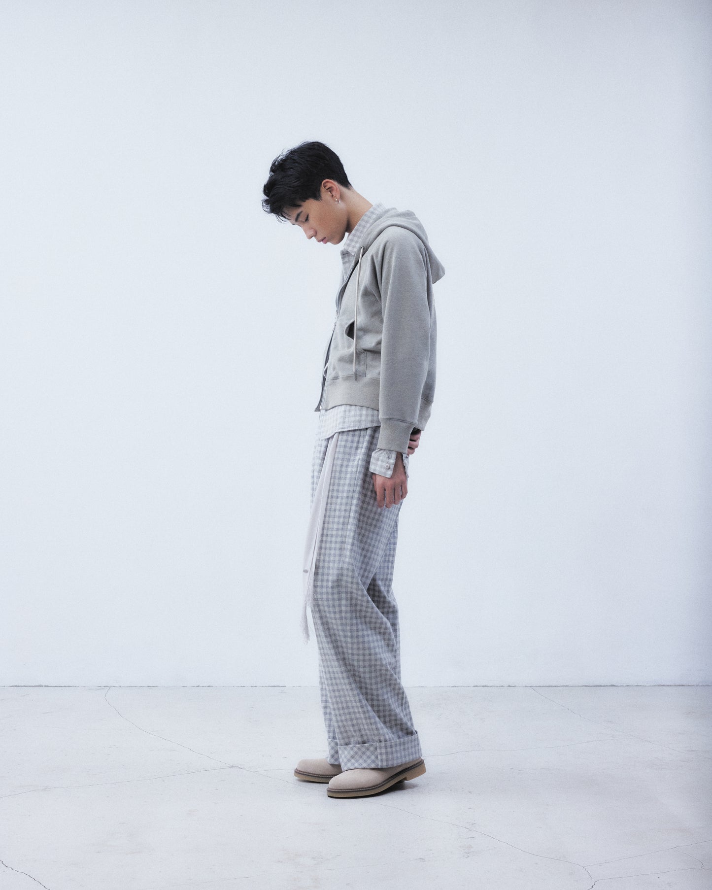 LOVE embroidery layered zip hoodie【Delivery in September 2026】