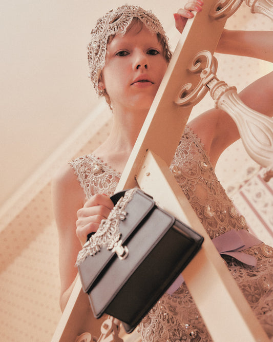 silver doily lace mini bag【Delivery in March 2027】