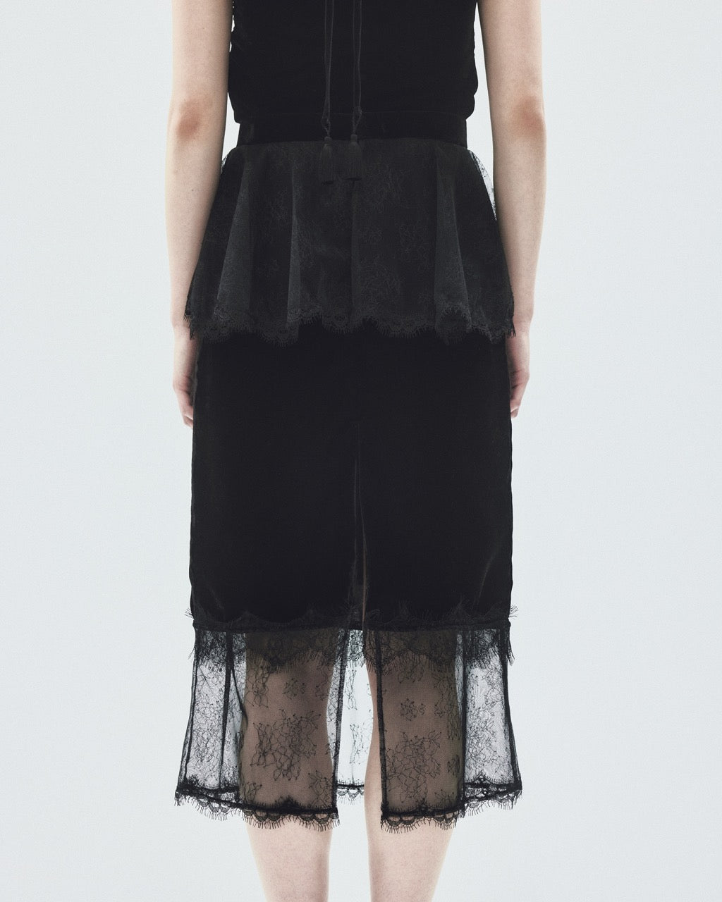 flower lace black velour skirt【Delivery in November 2025】