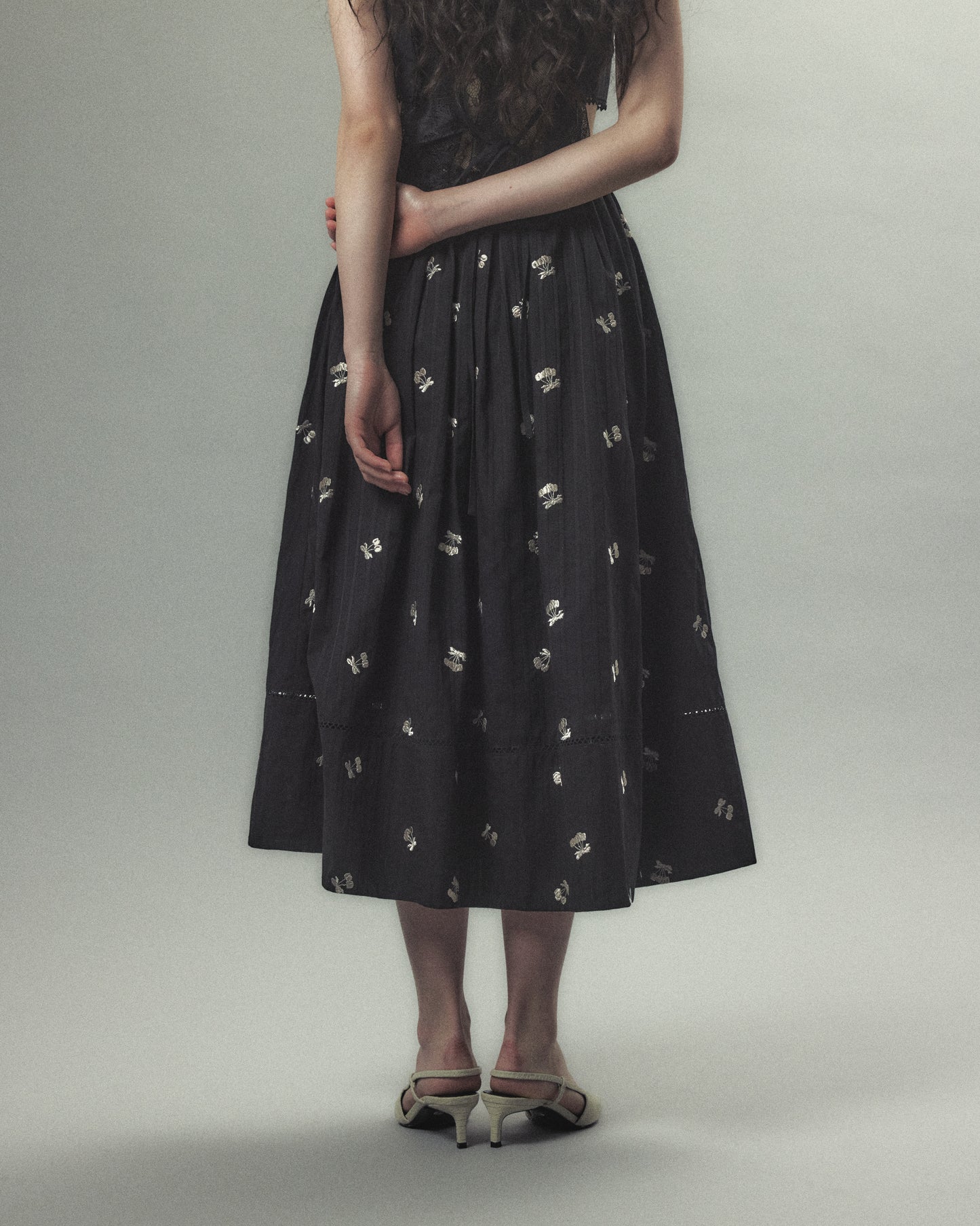 cherry embroidery long skirt Black【Delivery in September 2026】