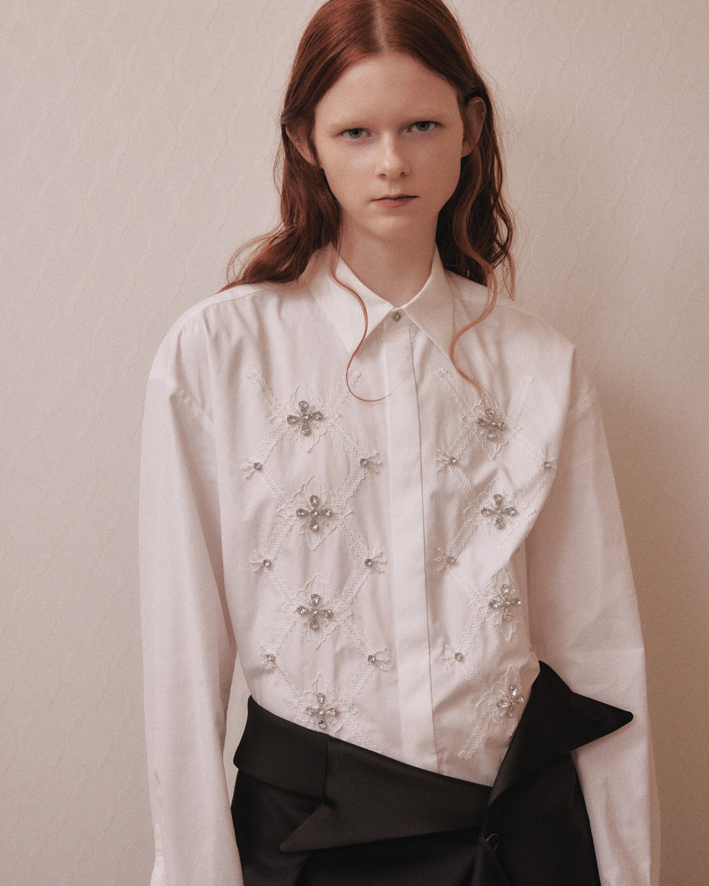 lace argyle bijou shirt white【Delivery in February 2027】