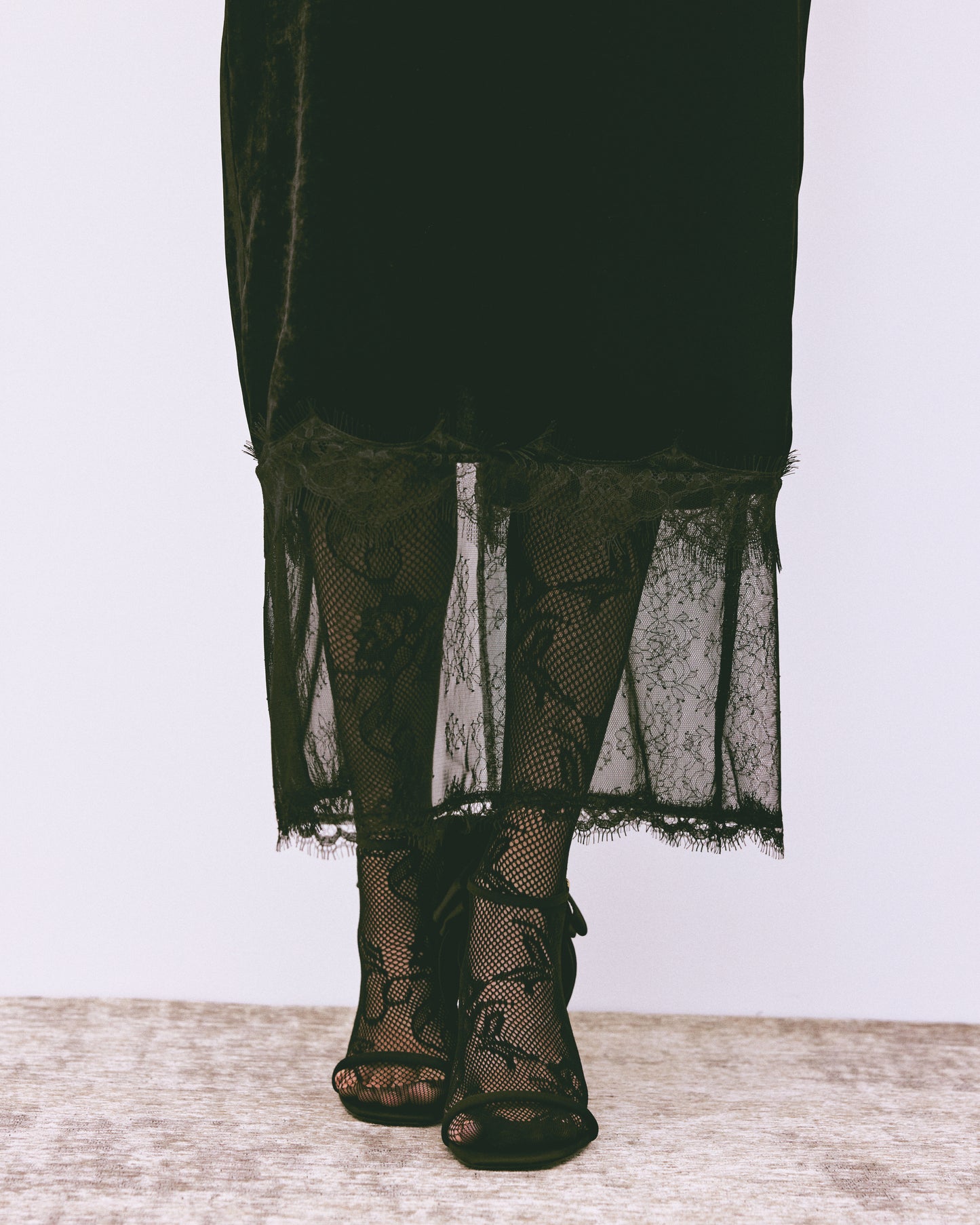 flower lace black velour camisole dress【Delivery in February 2025】