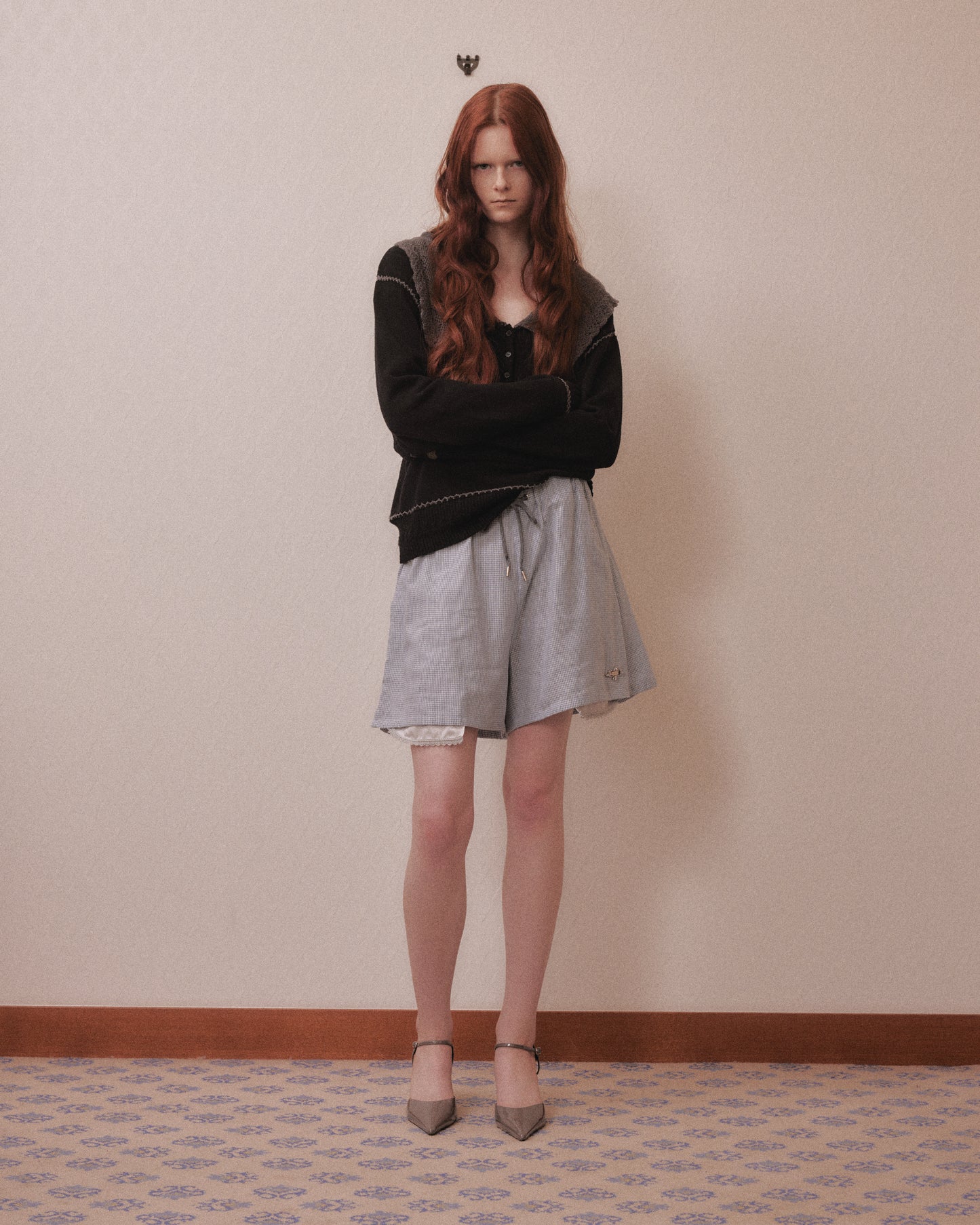 Lace collar knit pulover Black【Delivery in January 2027】