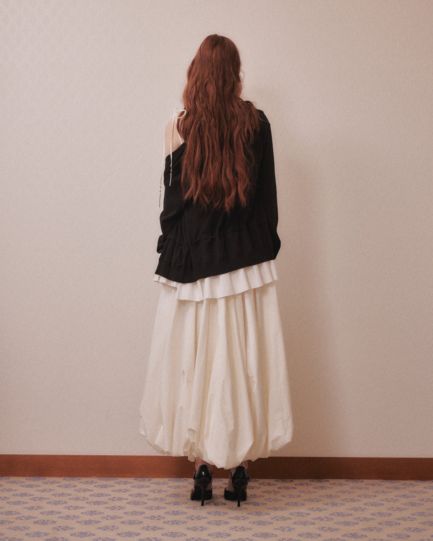 Bijou bra peplum knit  cardigan Black【Delivery in February 2027】