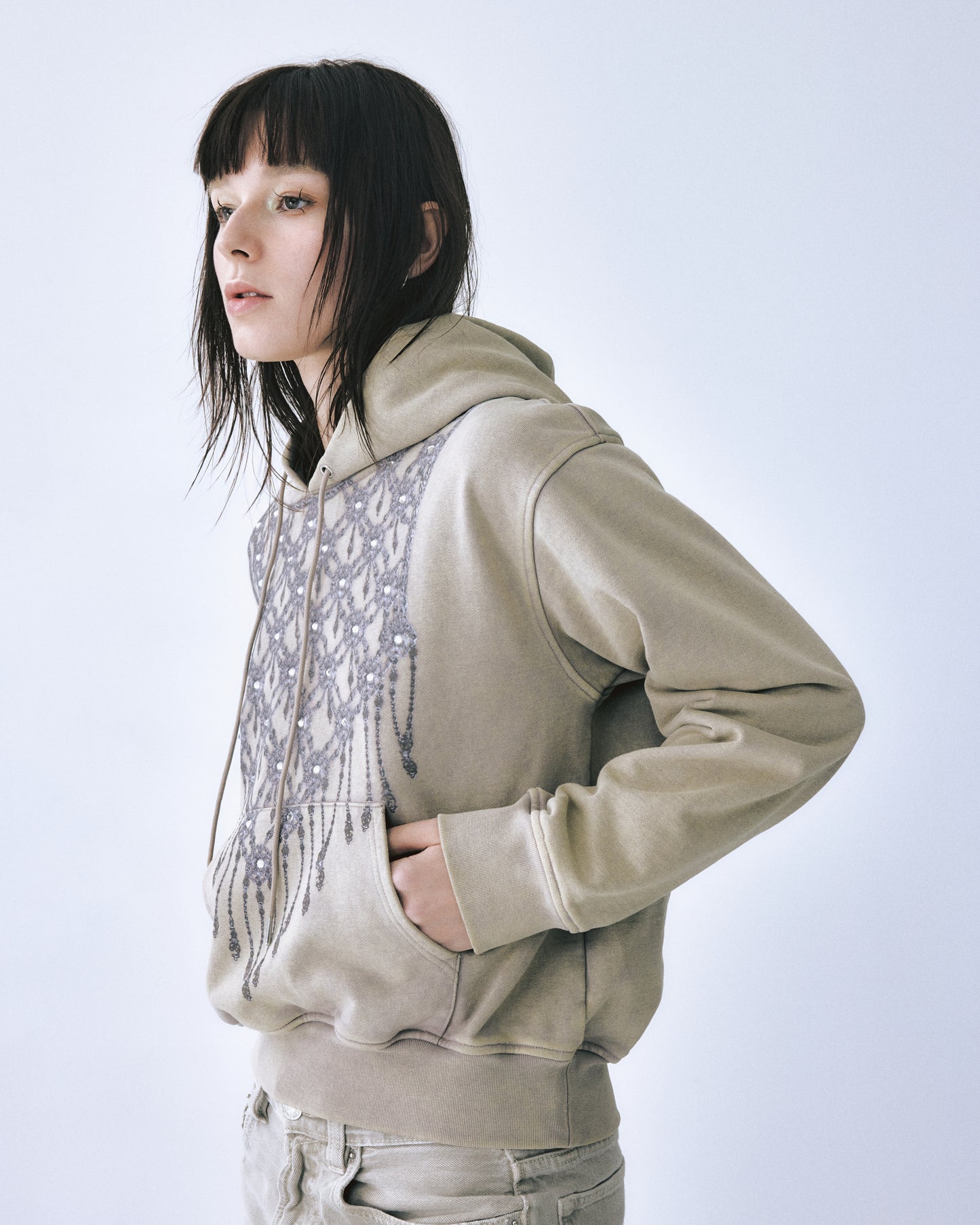 【STUDIOUS Special item】rhombus metal print bijou hoodie Beige【Stock】