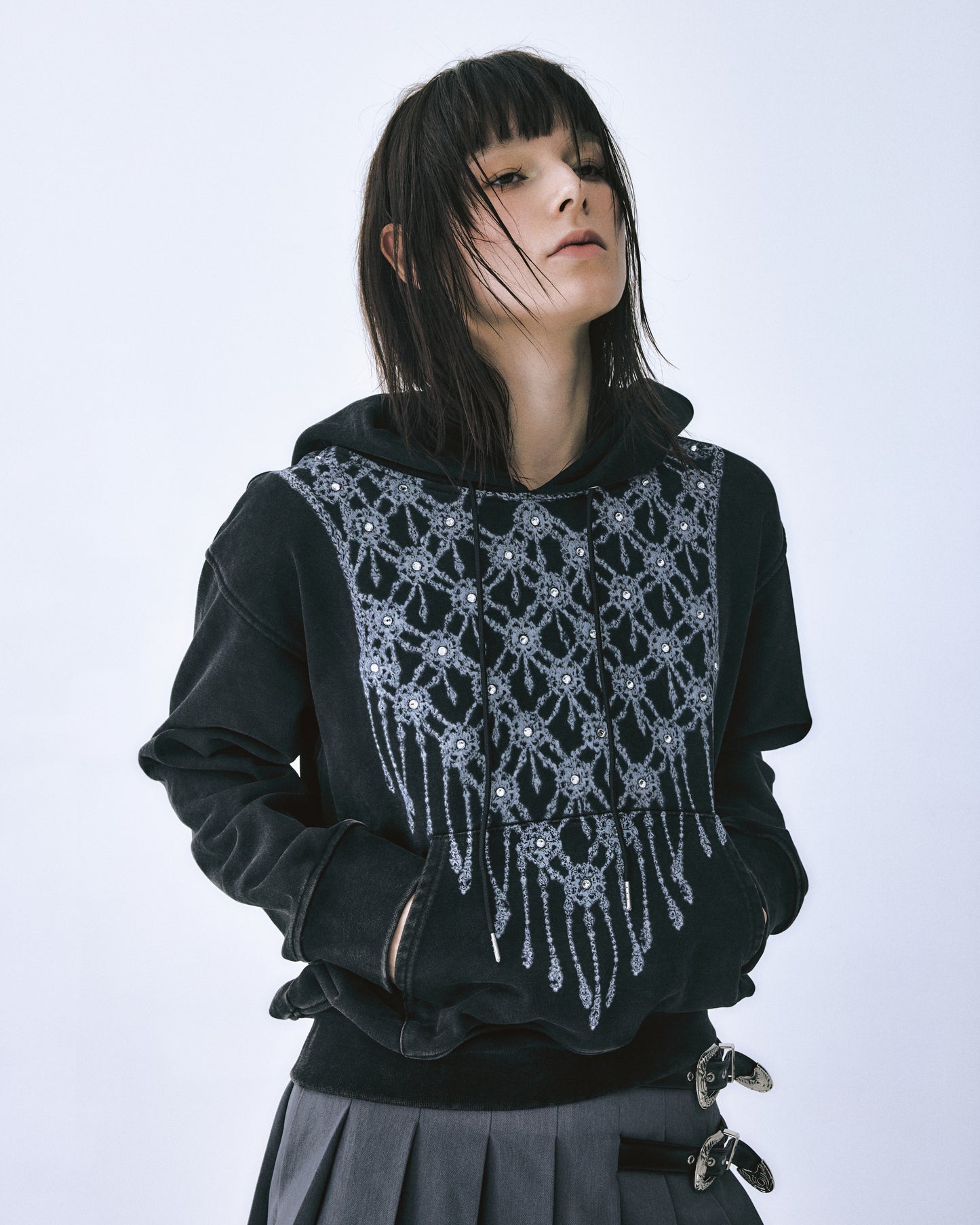 【STUDIOUS Special item】rhombus metal print bijou hoodie Black【Stock】