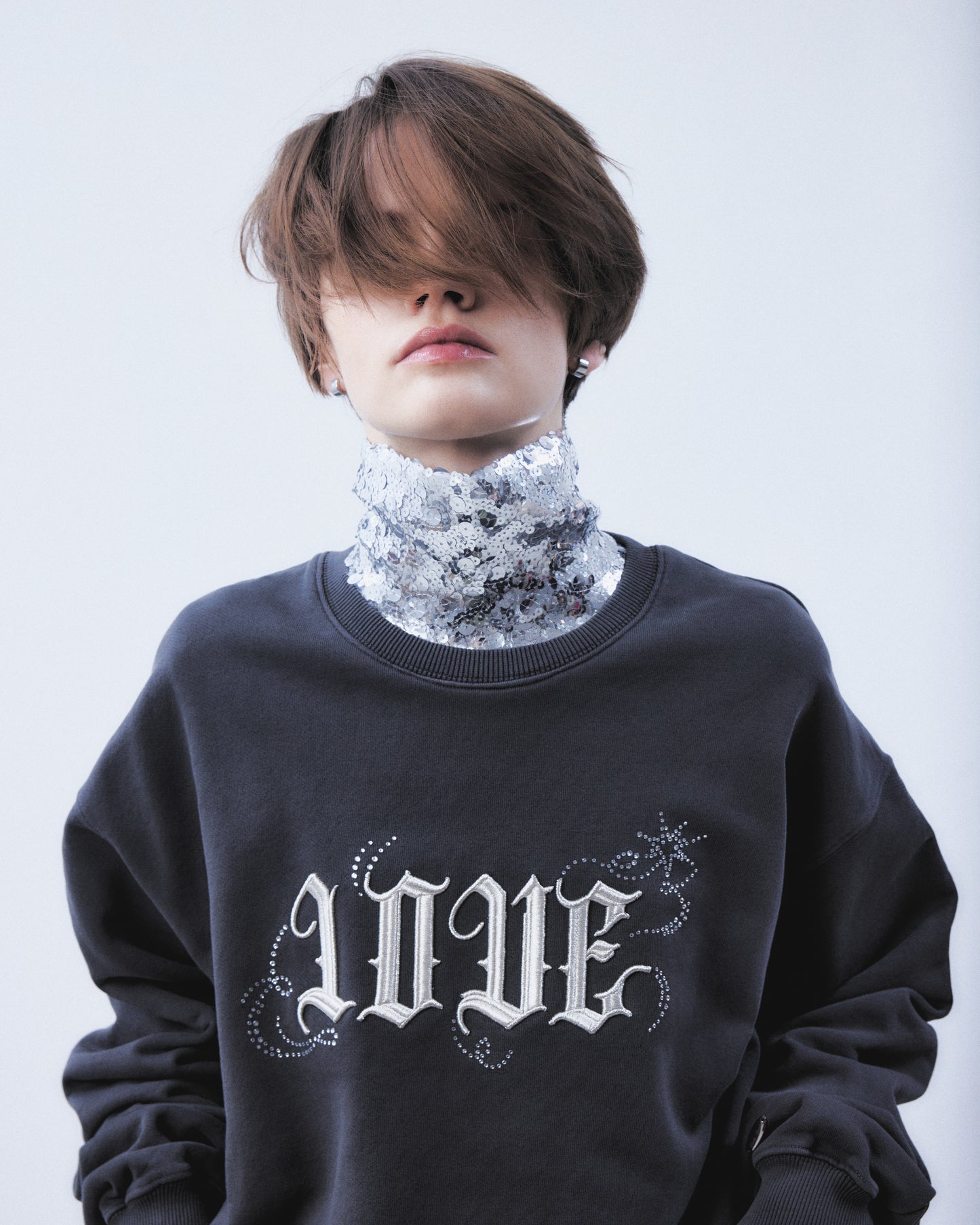 LOVE sparkle pullover Black【Delivery in March 2026】