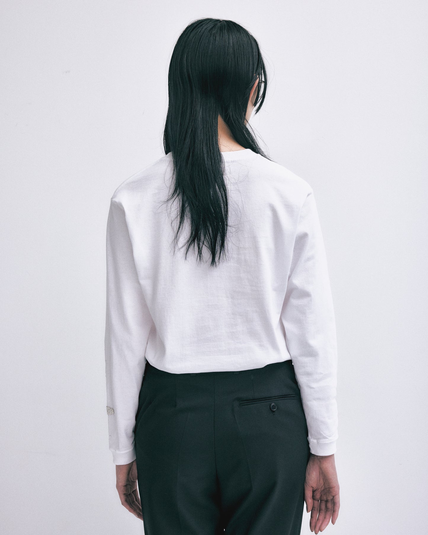 Bijou Aid long sleeve T-shirt White【Delivery in march 2025】