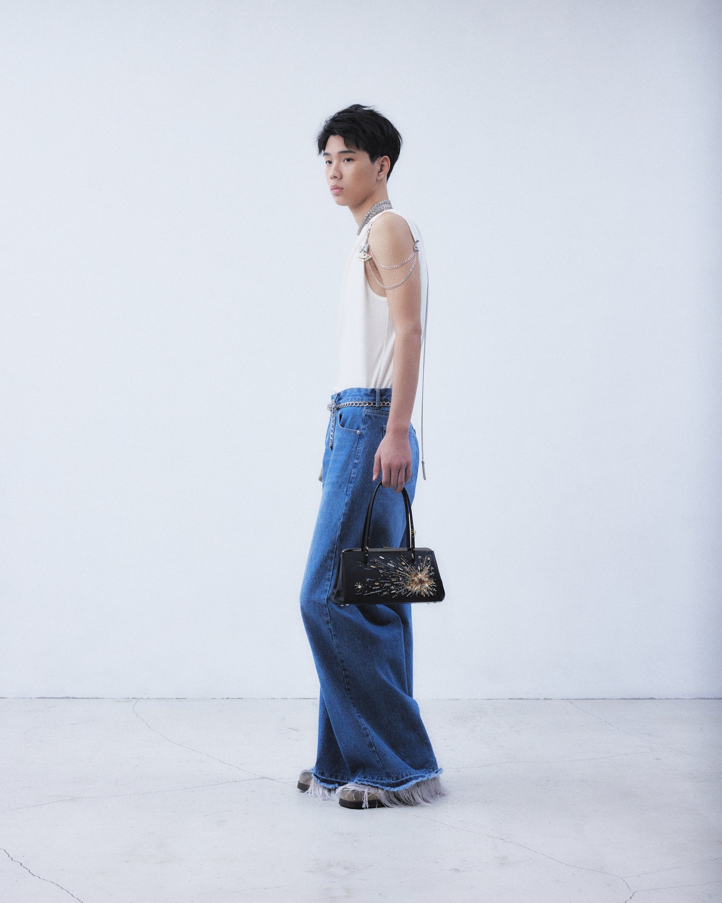 one-side drape gather tank top White【stock】