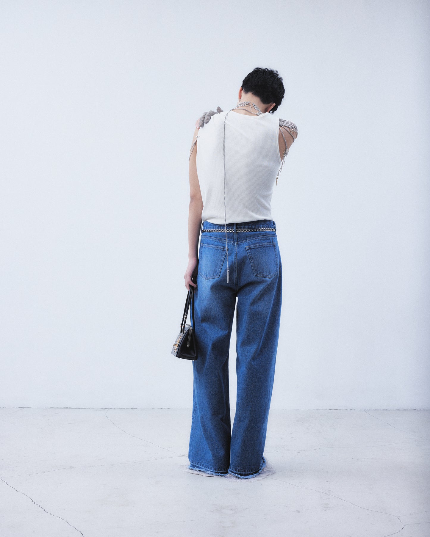 one-side drape gather tank top White【stock】