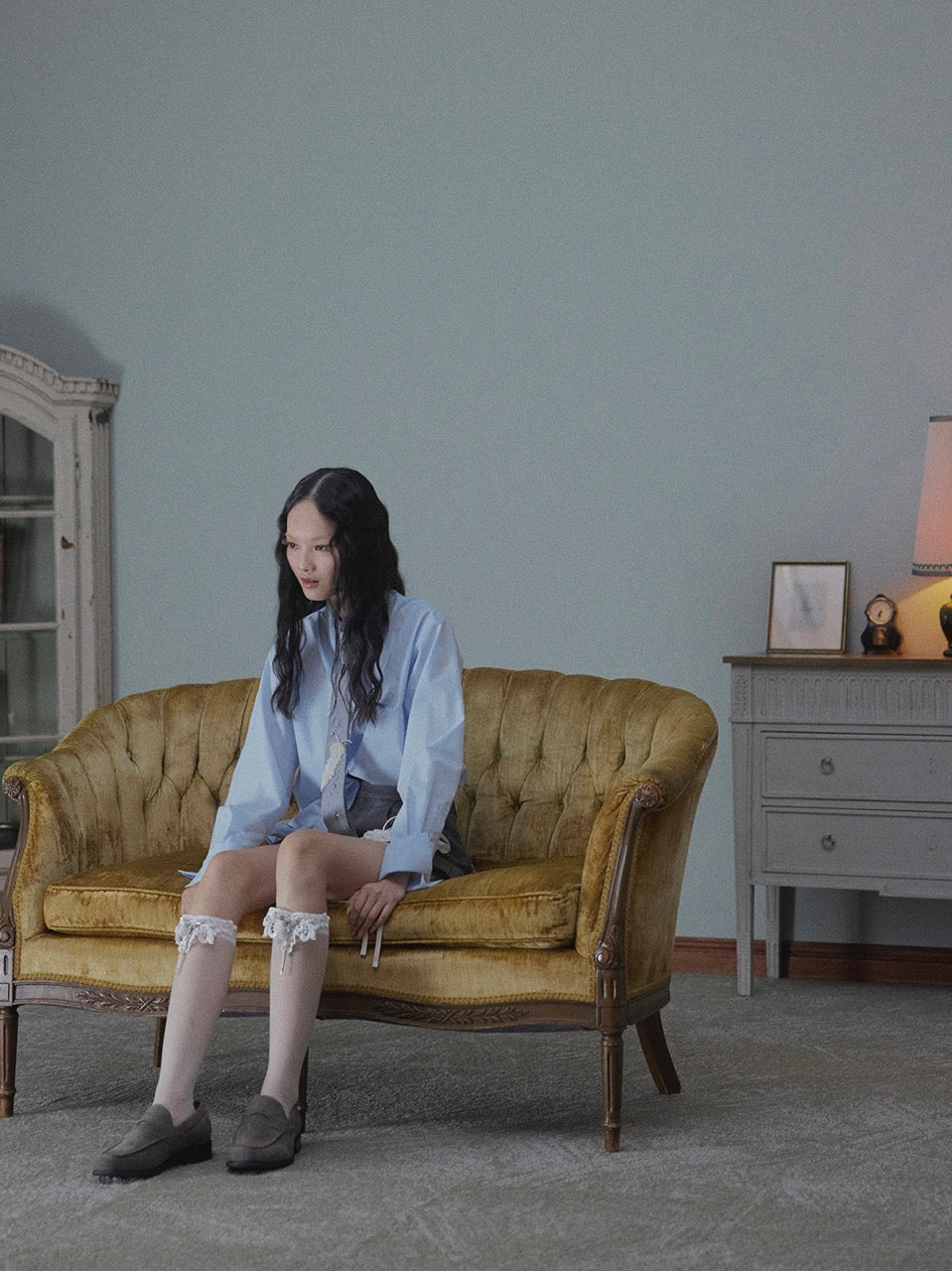 wave tuck lumen embroidery shirt Pale blue【Delivery in January 2026】