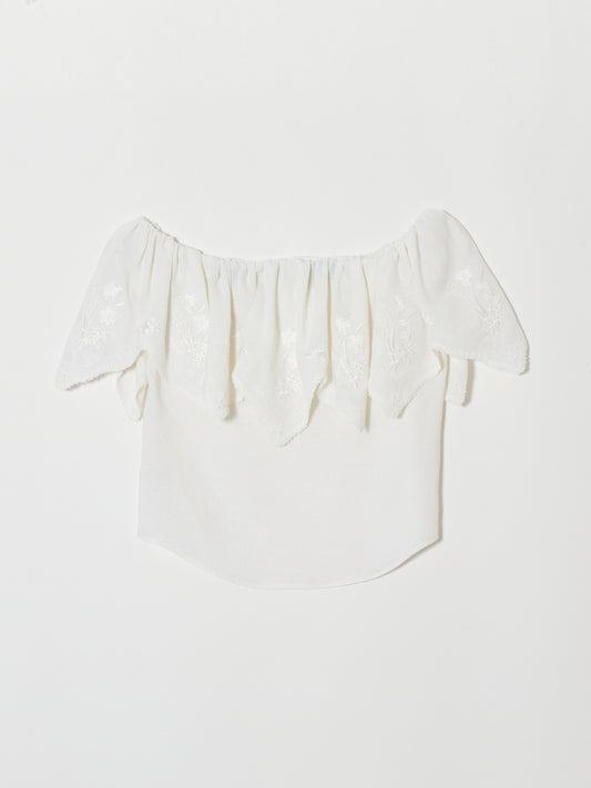 Handkerchief embroidery blouse