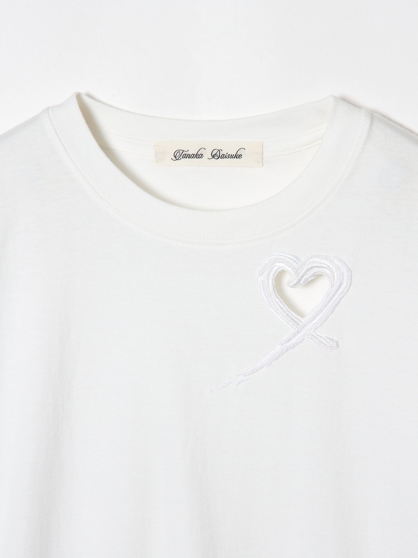 Heart whipped cream T-shirt【Delivery in December 2023】
