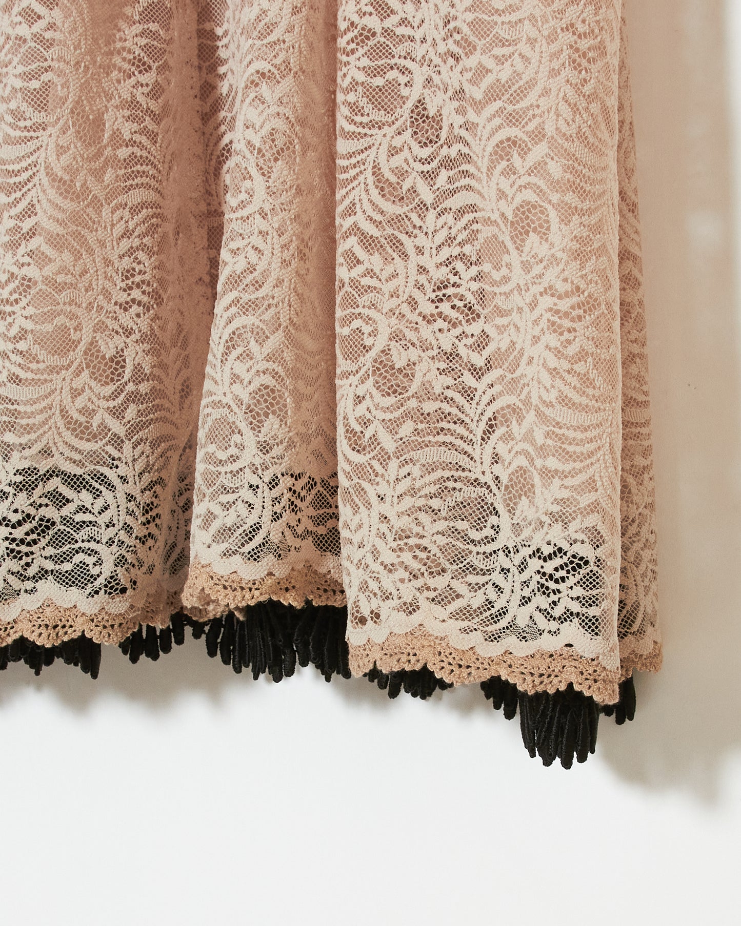 beige lace dress【Delivery in  January 2025】