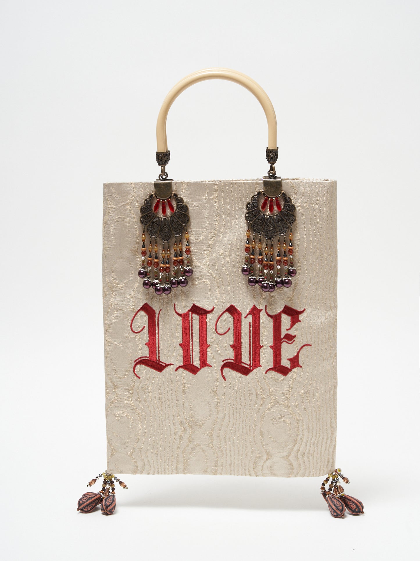 red LOVE beads bag【Delivery in February 2023】