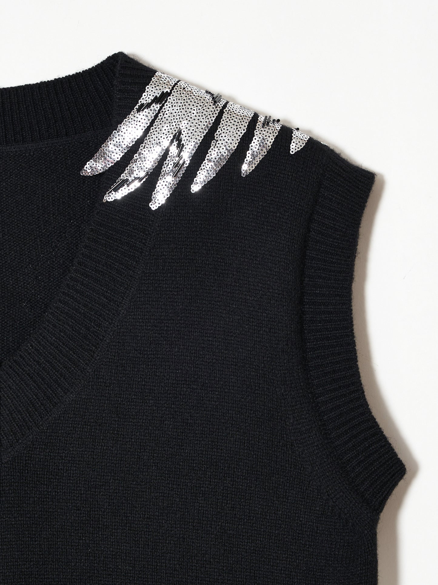 silver wing knit vest【Delivery in September 2023】