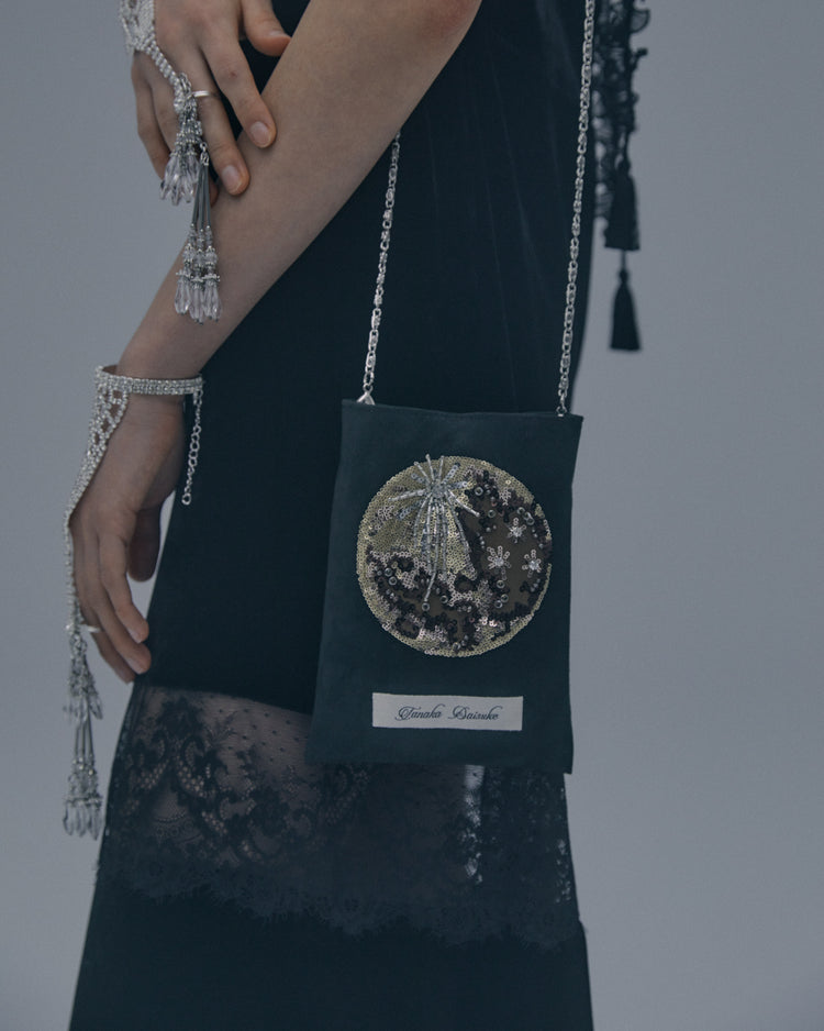 MOON embroidery sacoche【Delivery in January 2027】