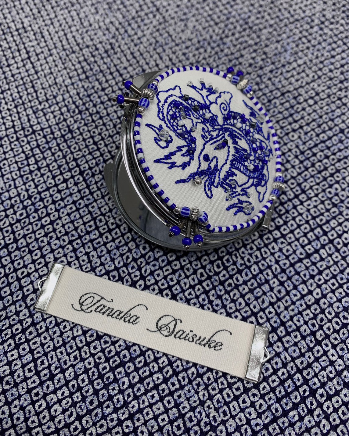 Blue Dragon compact mirror (silver)【Delivery in February 2023】