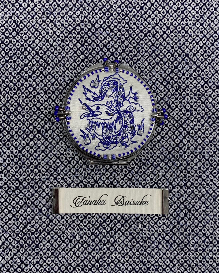 Blue Dragon compact mirror (silver)【Delivery in March 2026】