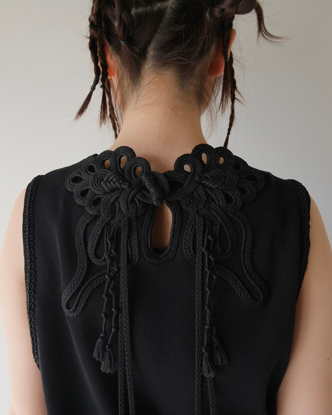 butterfly hole back knit vest【Stock】