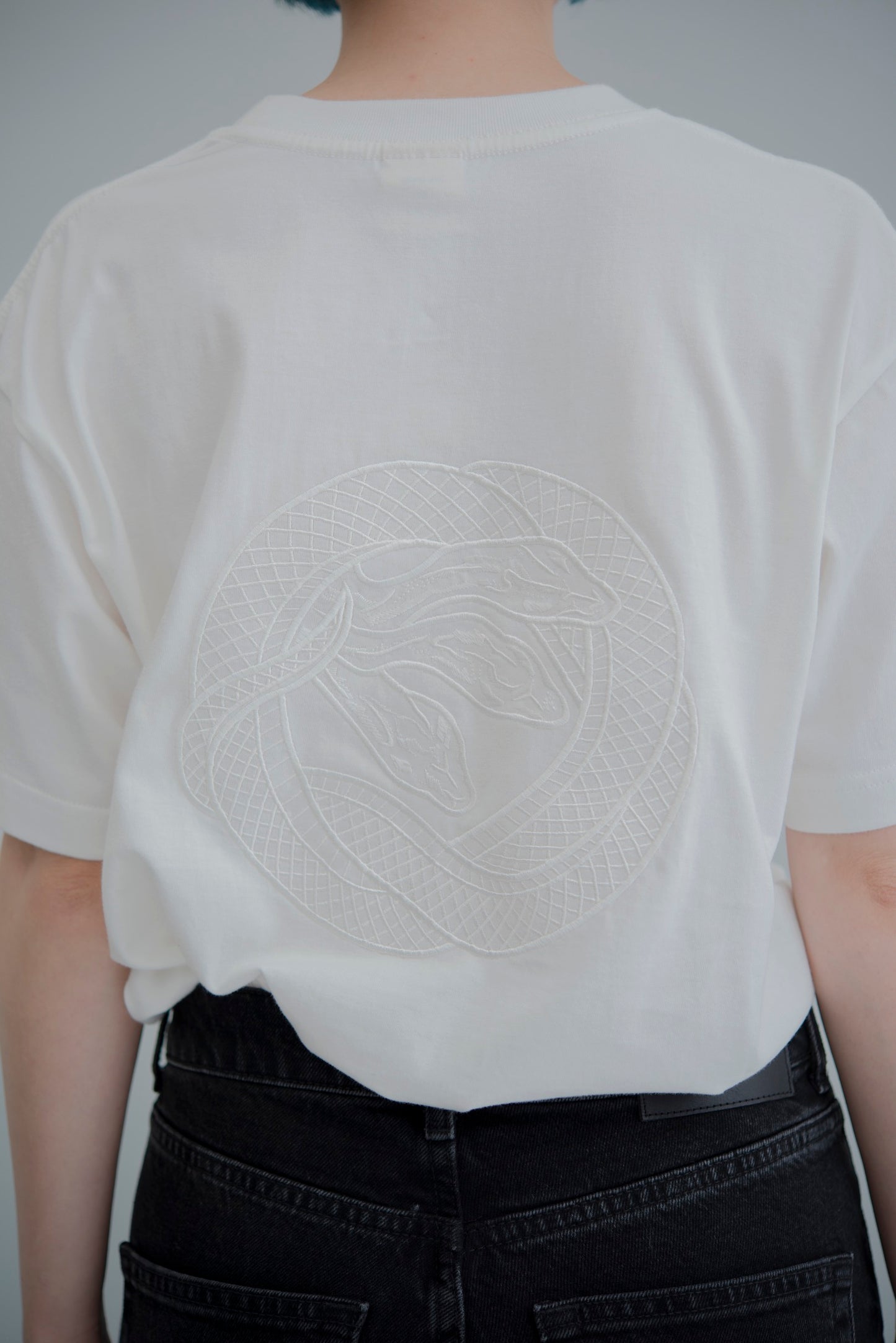Three headed snake white T-shirt 【Stock】